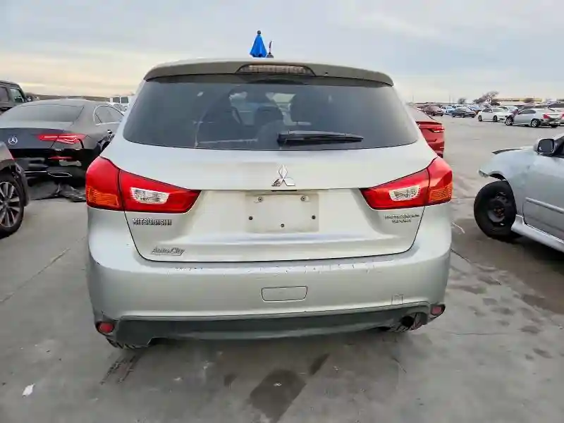 4A4AP3AU2EE014620 2014 MITSUBISHI OUTLANDER-5