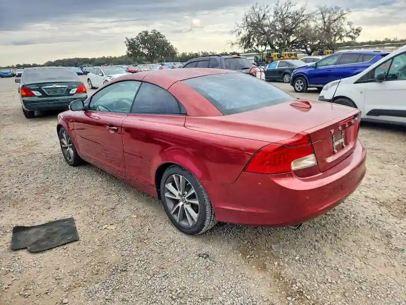 YV1672MC6BJ117157 2011 VOLVO C70-1