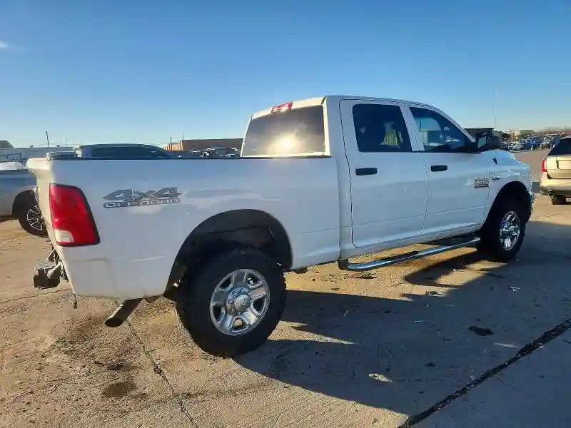 3C6UR5CJXJG155961 2018 RAM 2500-2