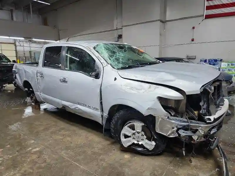 1N6AA1E57JN539809 2018 NISSAN TITAN-3