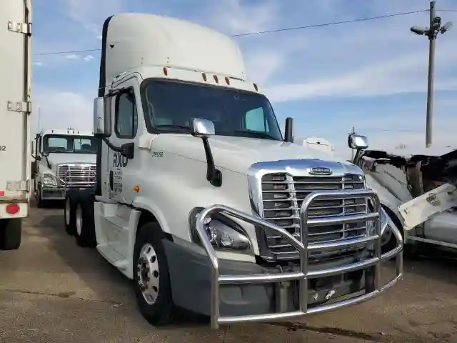3AKJGED53ESFY6573 2014 FREIGHTLINER ALL OTHER-0