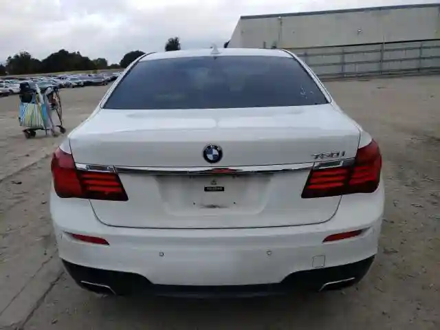 WBAYA8C51FD825730 2015 BMW 7 SERIES-5