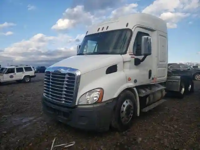 1FUJGHDV0GLGY1611 2016 FREIGHTLINER ALL OTHER-1