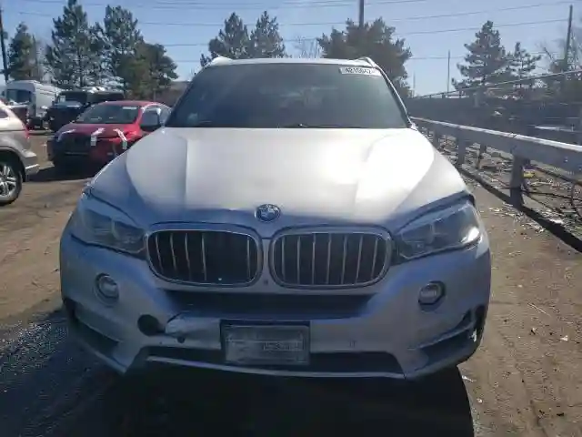 5UXKR0C57H0V65989 2017 BMW X5-4