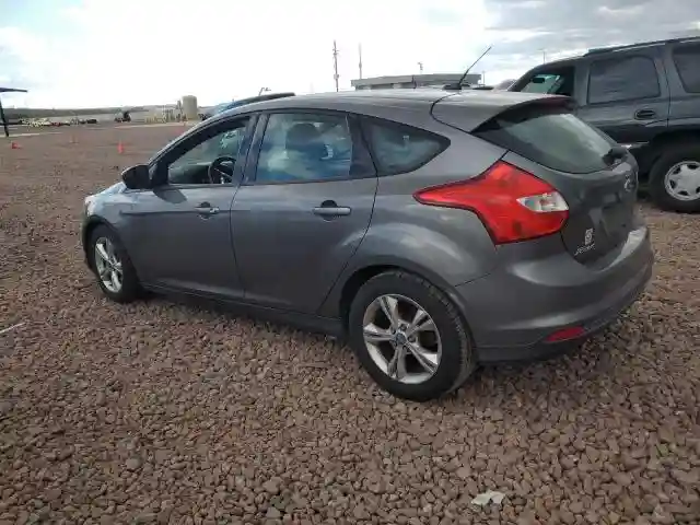 1FAHP3K2XCL400445 2012 FORD FOCUS-1