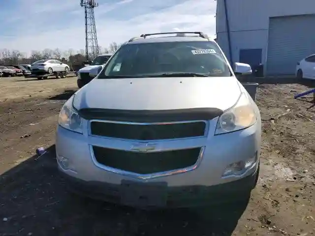 1GNKVGED5BJ288052 2011 CHEVROLET TRAVERSE-4