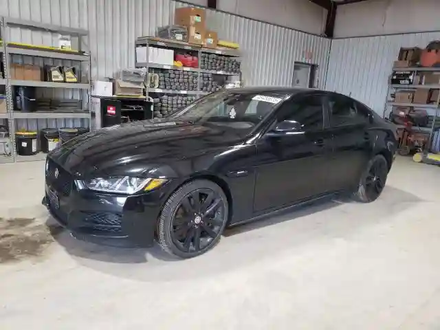 SAJAF4BV9HA951050 2017 JAGUAR XE-0
