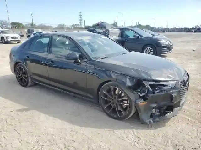 WAUC4AF44JA058817 2018 AUDI S4/RS4-3