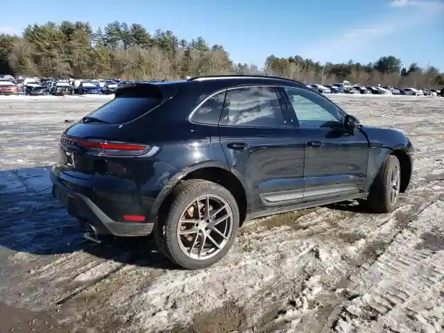 WP1AA2A53RLB09375 2024 PORSCHE MACAN BASE-2