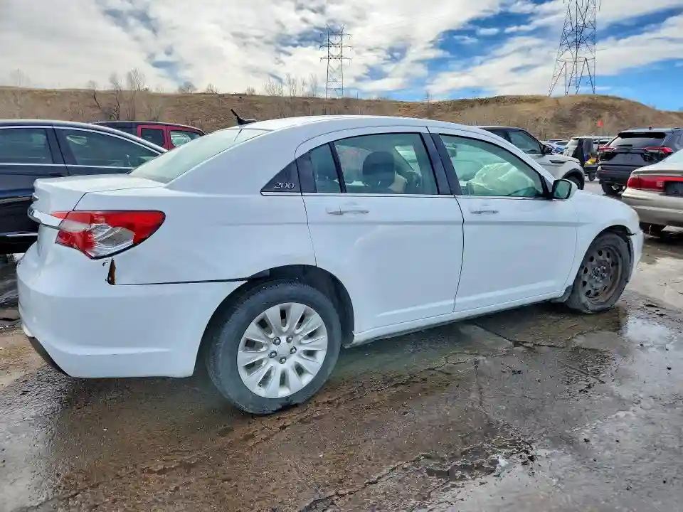 1C3CCBAG2DN721896 2013 CHRYSLER 200-2