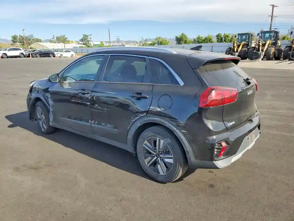 KNDCB3LC7N5548389 2022 KIA NIRO-1