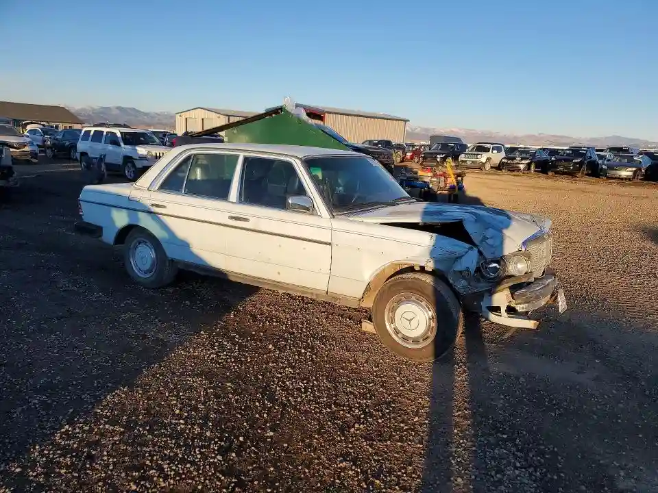 12303312056953 1979 MERCEDES BENZ 280-CLASS-3