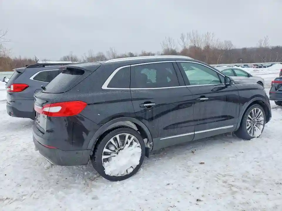 2LMPJ8LP1HBL37001 2017 LINCOLN MKX-2