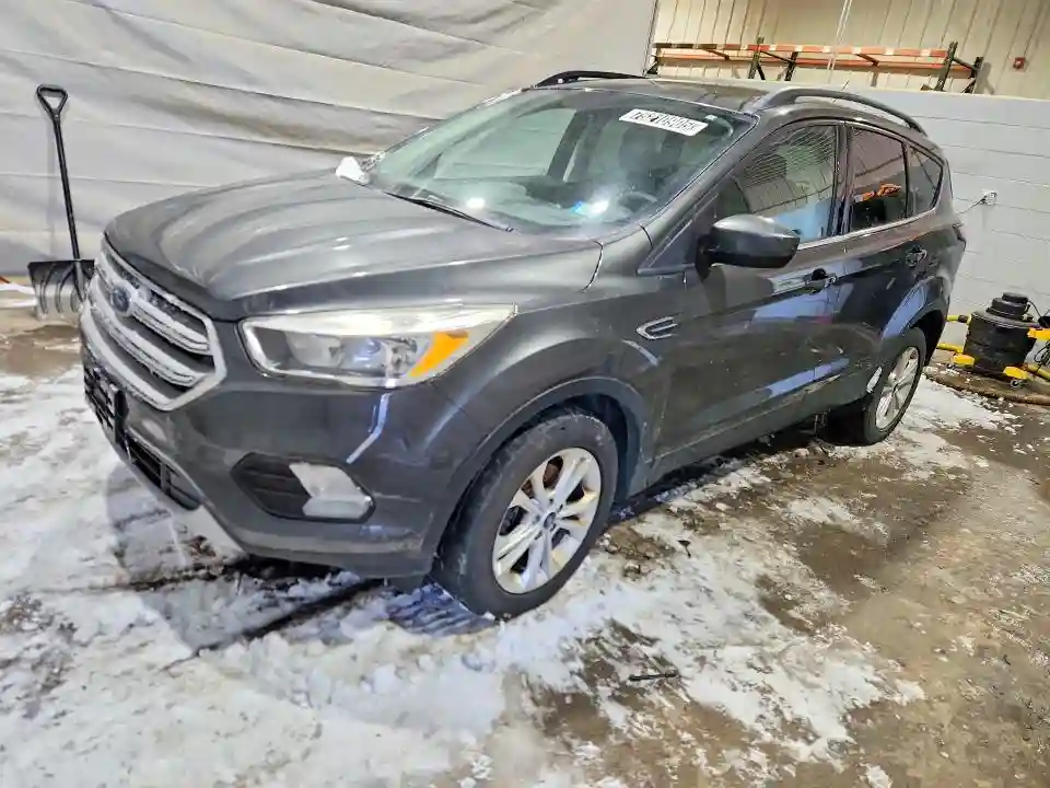 1FMCU0GD3JUB19239 2018 FORD ESCAPE-0