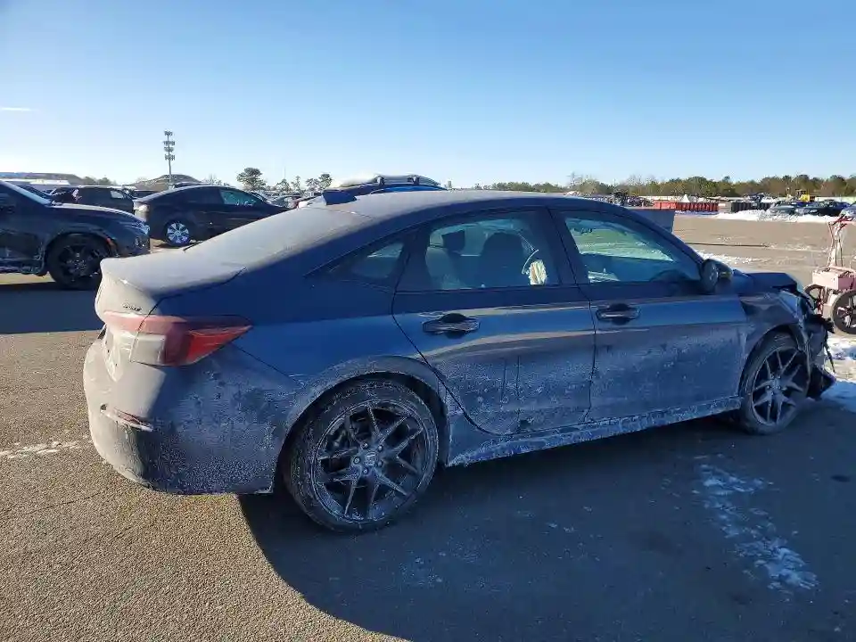 2HGFE4F83TH323069 2026 HONDA CIVIC-2