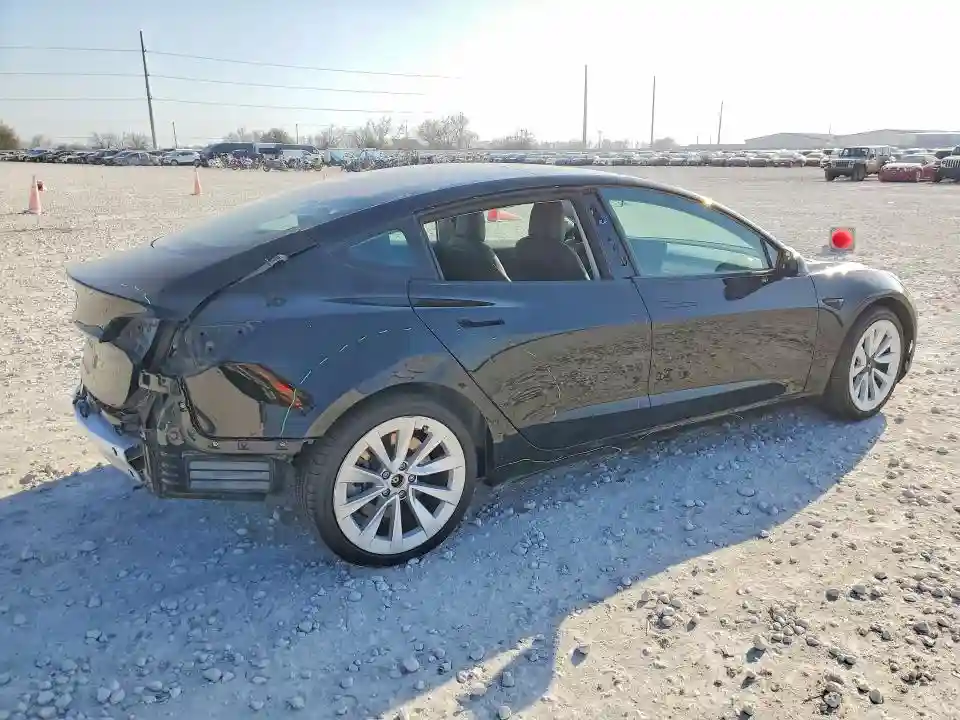 5YJ3E1EA6MF987880 2021 TESLA MODEL 3-2