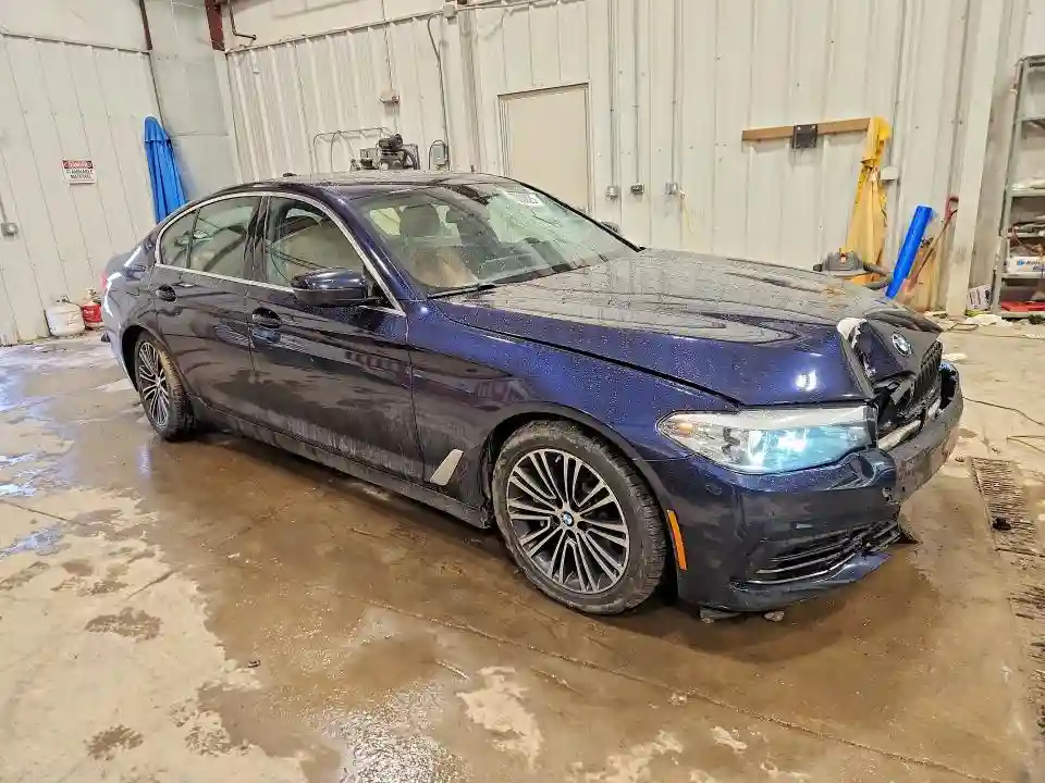 WBAJE7C59KWW05251 2019 BMW 5 SERIES-3