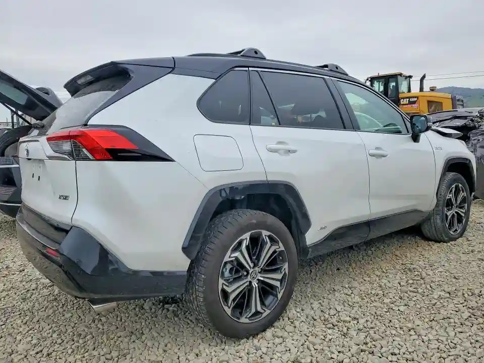 JTMEB3FV6RD195757 2024 TOYOTA RAV4-2