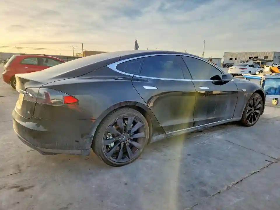 5YJSA1H15EFP52715 2014 TESLA MODEL S-2