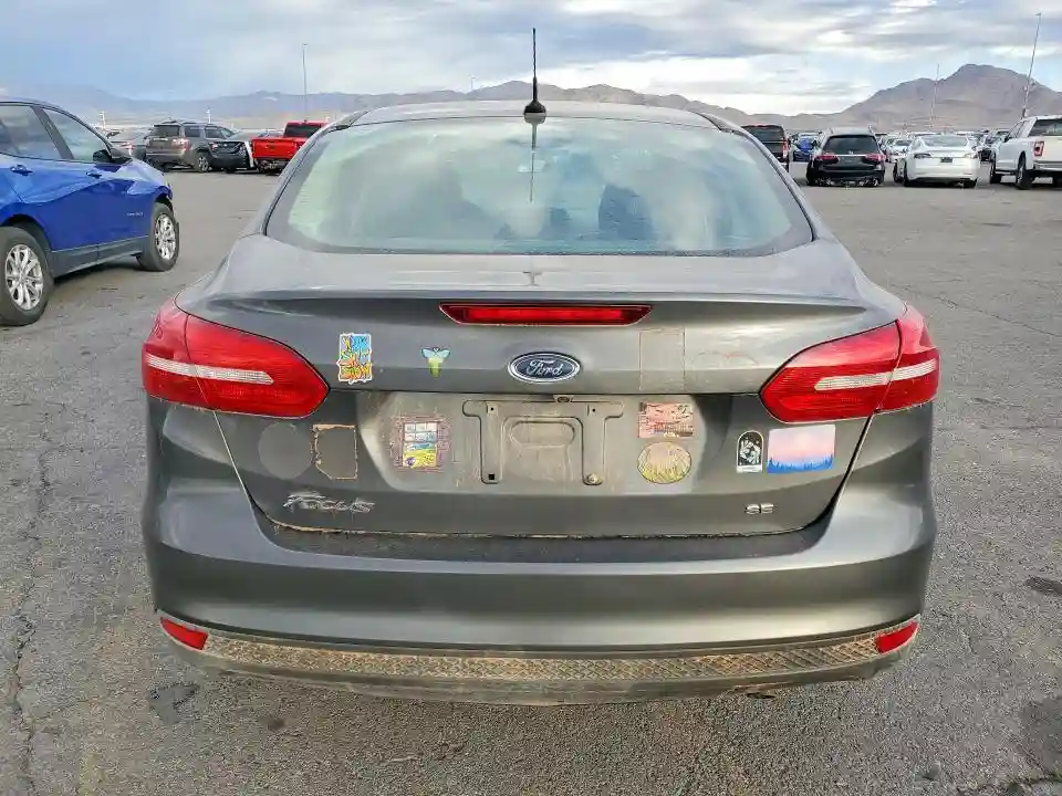 1FADP3F26JL262425 2018 FORD FOCUS-5