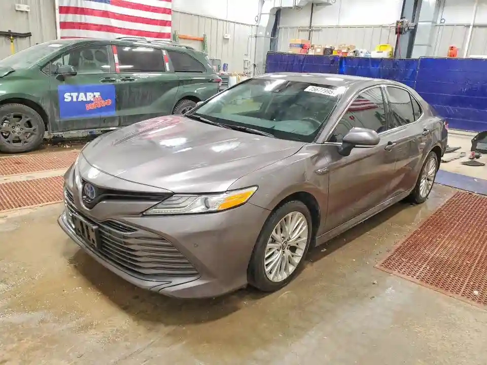4T1B21HK6JU007622 2018 TOYOTA CAMRY-0