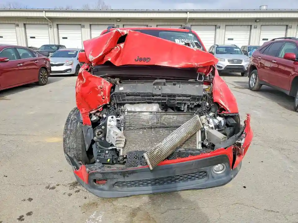ZACNJABB7LPL65746 2020 JEEP RENEGADE-4