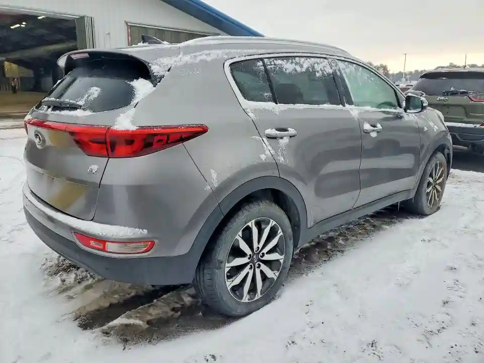 KNDPNCAC8H7151763 2017 KIA SPORTAGE-2