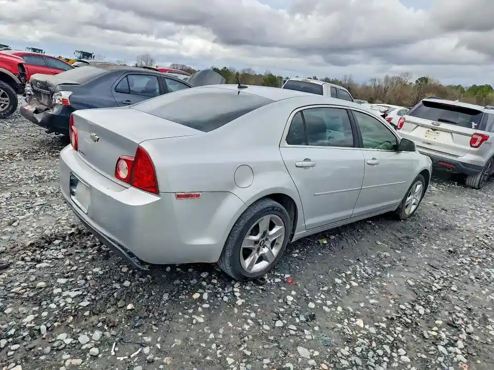 1G1ZC5EB5AF152871 2010 CHEVROLET MALIBU-2