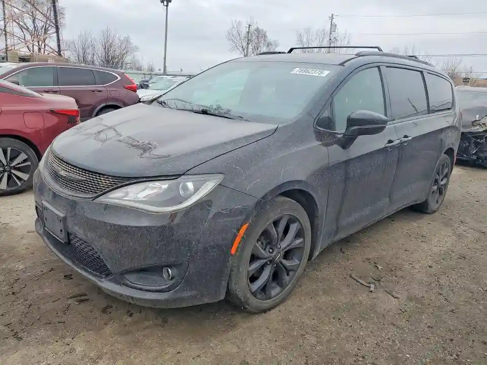 2C4RC1GG8KR576998 2019 CHRYSLER PACIFICA-0
