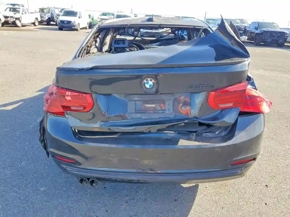 WBA8E1C35HA029366 2017 BMW 3 SERIES-5