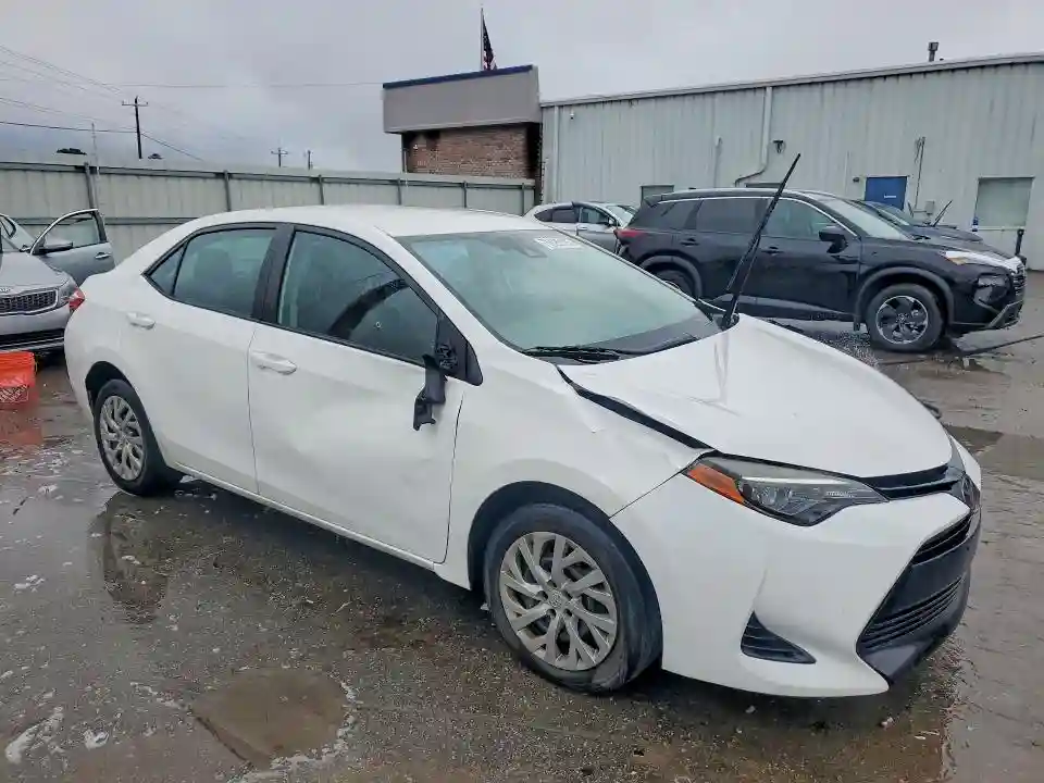 5YFBURHE5KP906641 2019 TOYOTA COROLLA-3
