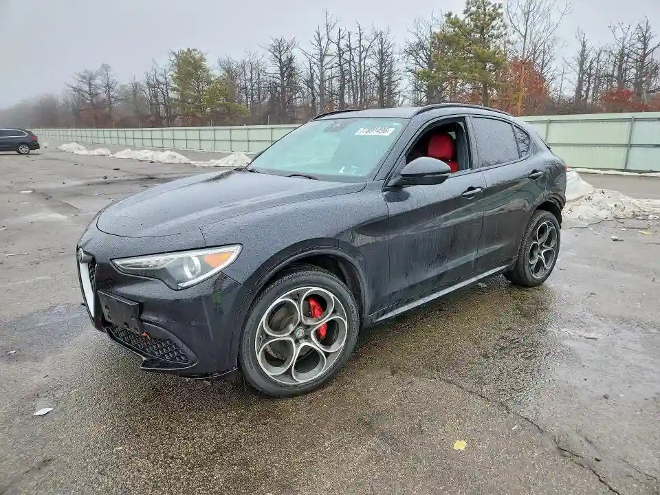 ZASPAKBN9M7D01712 2021 ALFA ROMEO STELVIO-0