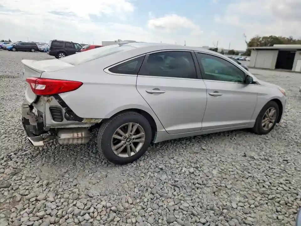 5NPE24AF4FH240576 2015 HYUNDAI SONATA-2