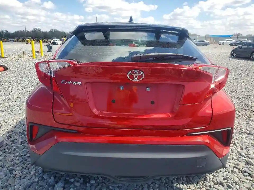 NMTKHMBX9LR107387 2020 TOYOTA C-HR-5