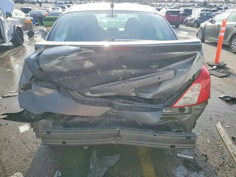 3N1CN7AP7KL864328 2019 NISSAN VERSA-5