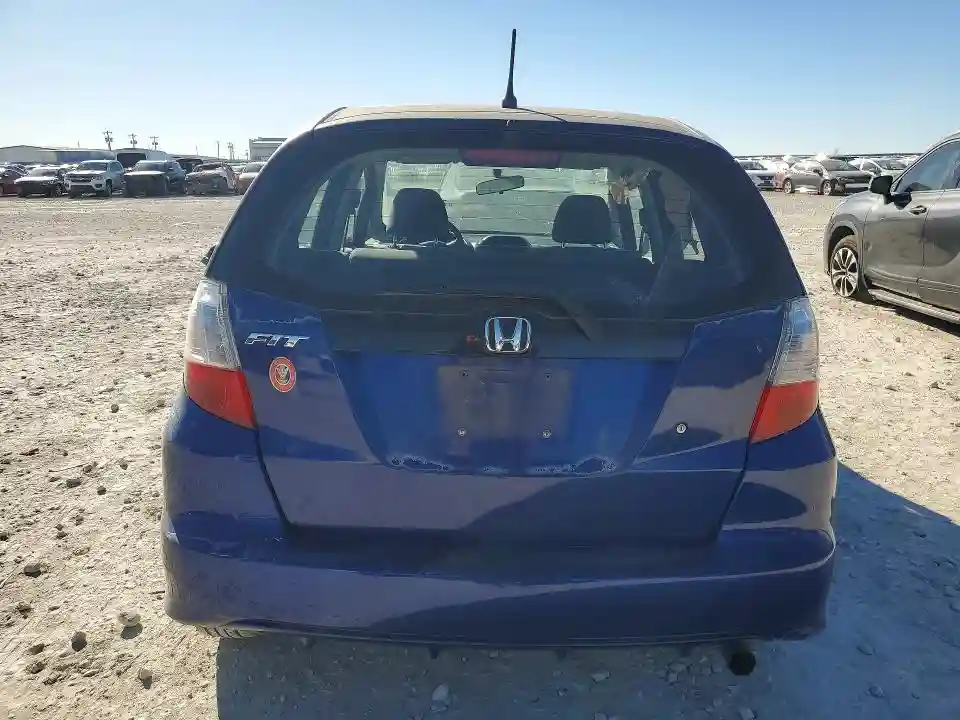 JHMGE8H25AS008555 2010 HONDA FIT-5