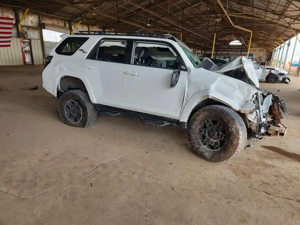 JTERU5JR4P6157927 2023 TOYOTA 4RUNNER SE-3