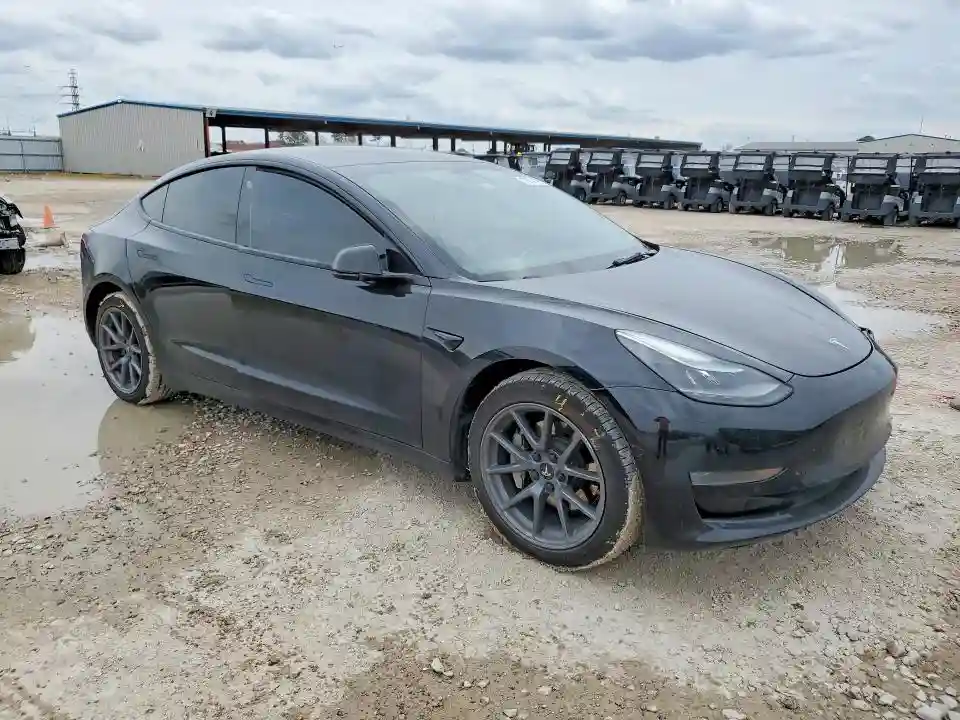 5YJ3E1EA8NF130896 2022 TESLA MODEL 3-3