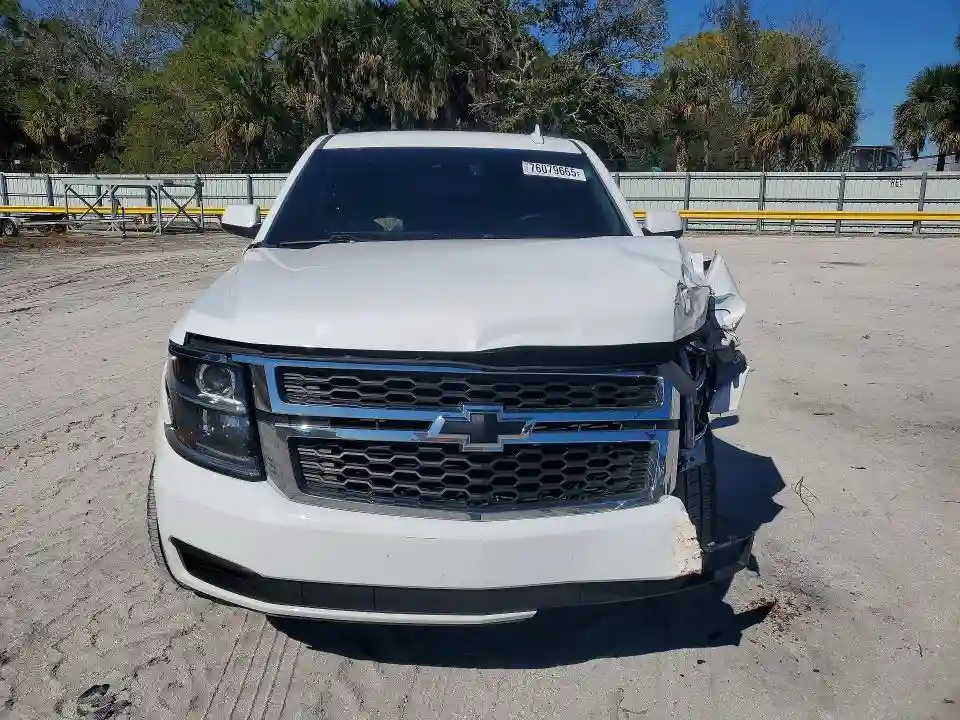 1GNSCHKC5HR344671 2017 CHEVROLET SUBURBAN-4