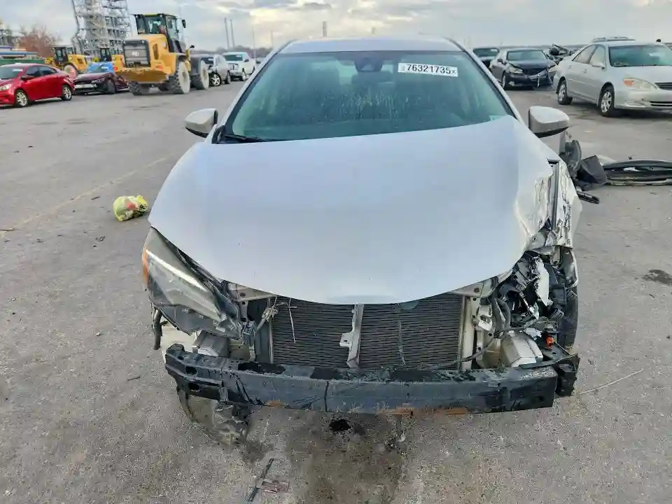 2T1BURHE4JC029042 2018 TOYOTA COROLLA-4