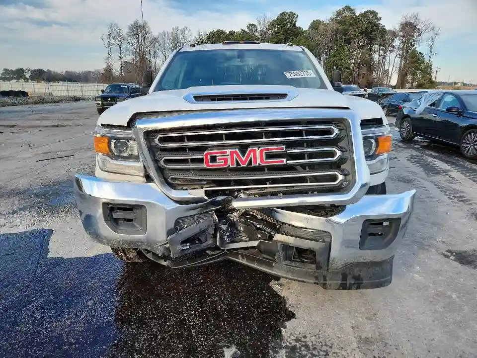 1GT42TCY1KF250412 2019 GMC SIERRA-4