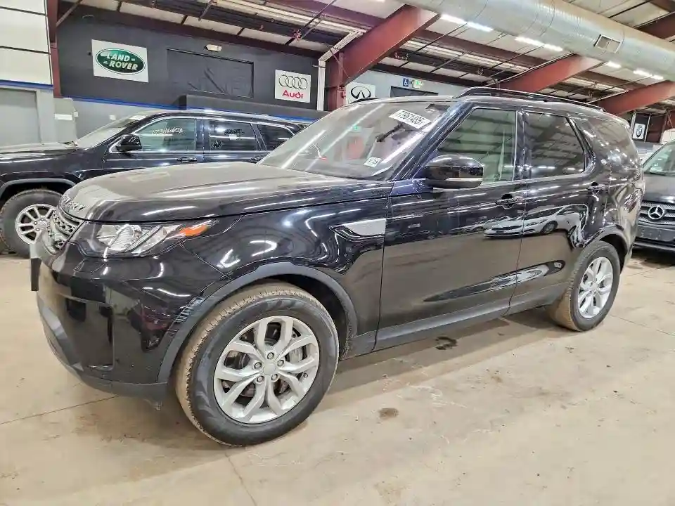 SALRG2RV9JA057928 2018 LAND ROVER DISCOVERY-0