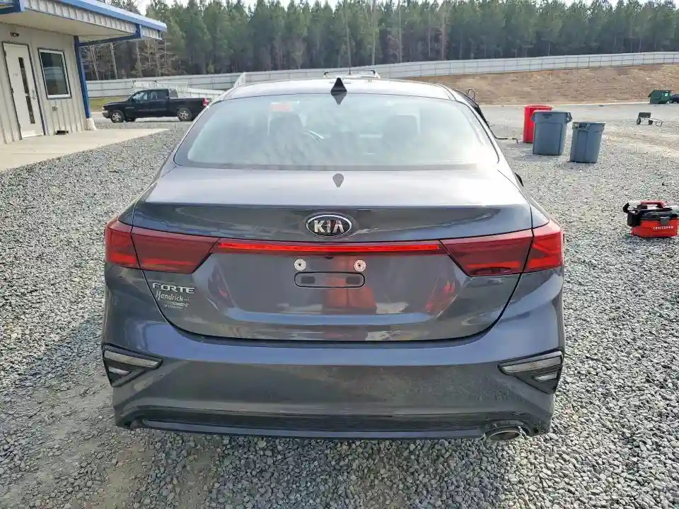 3KPF24AD8ME411480 2021 KIA FORTE-5