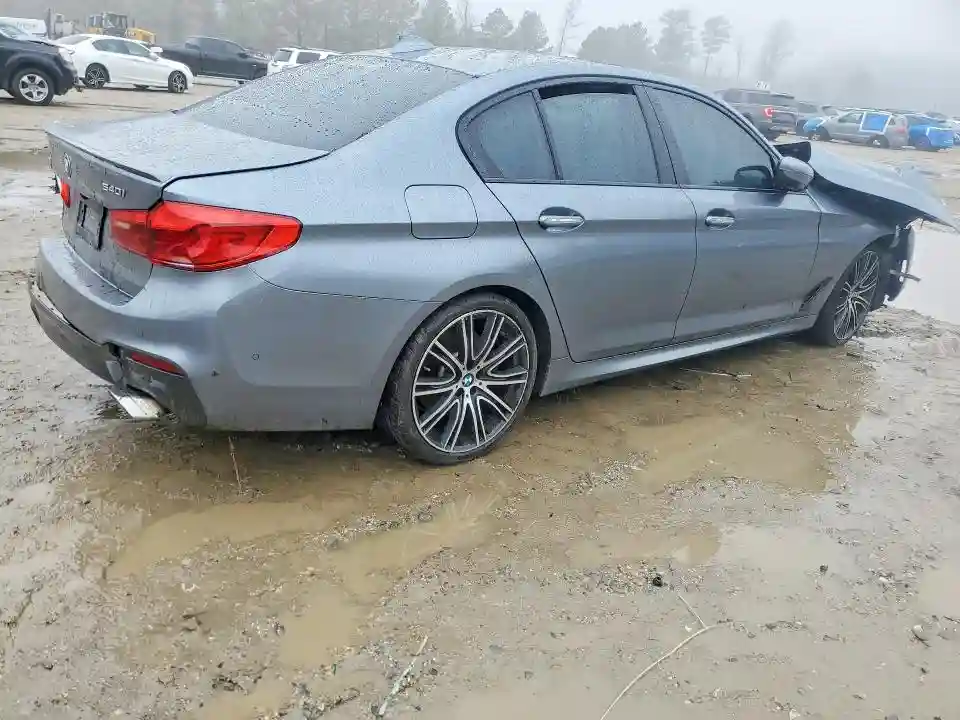 WBAJE5C34HG916947 2017 BMW 5 SERIES-2