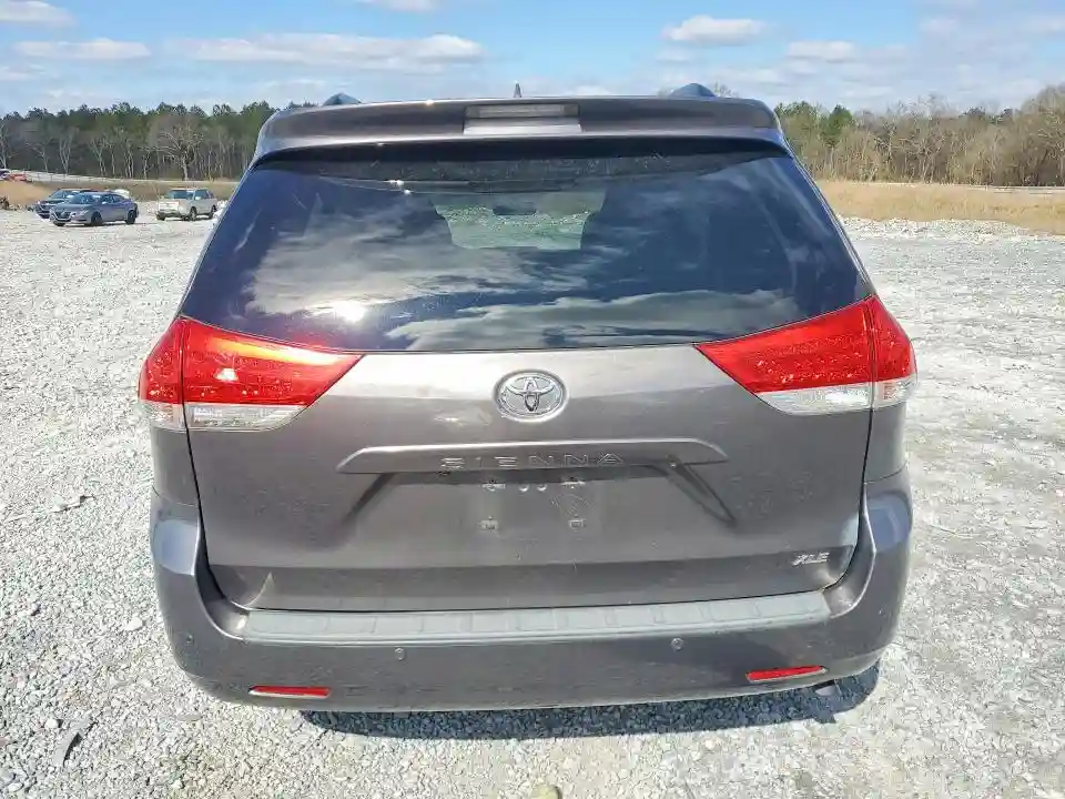 5TDYK3DC8DS331429 2013 TOYOTA ALL MODELS-5