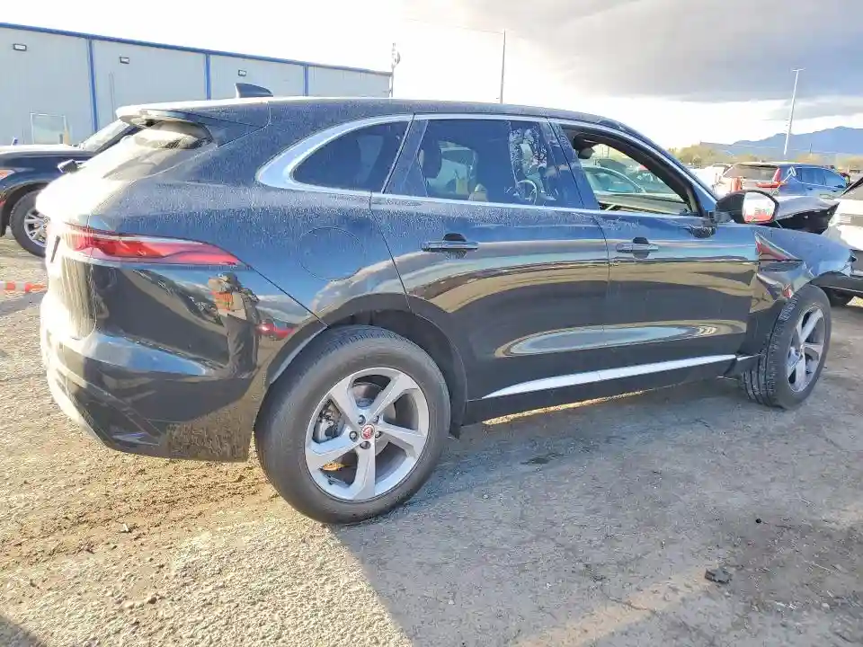 SADCJ2EX0PA707104 2023 JAGUAR F-PACE-3