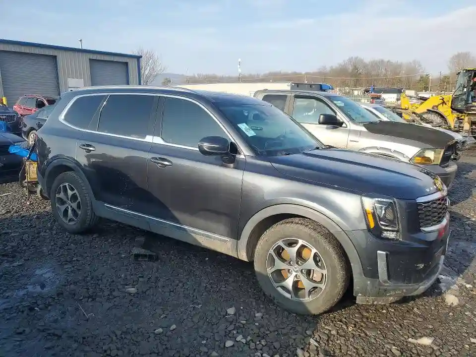 5XYP3DHC8LG001360 2020 KIA TELLURIDE-3
