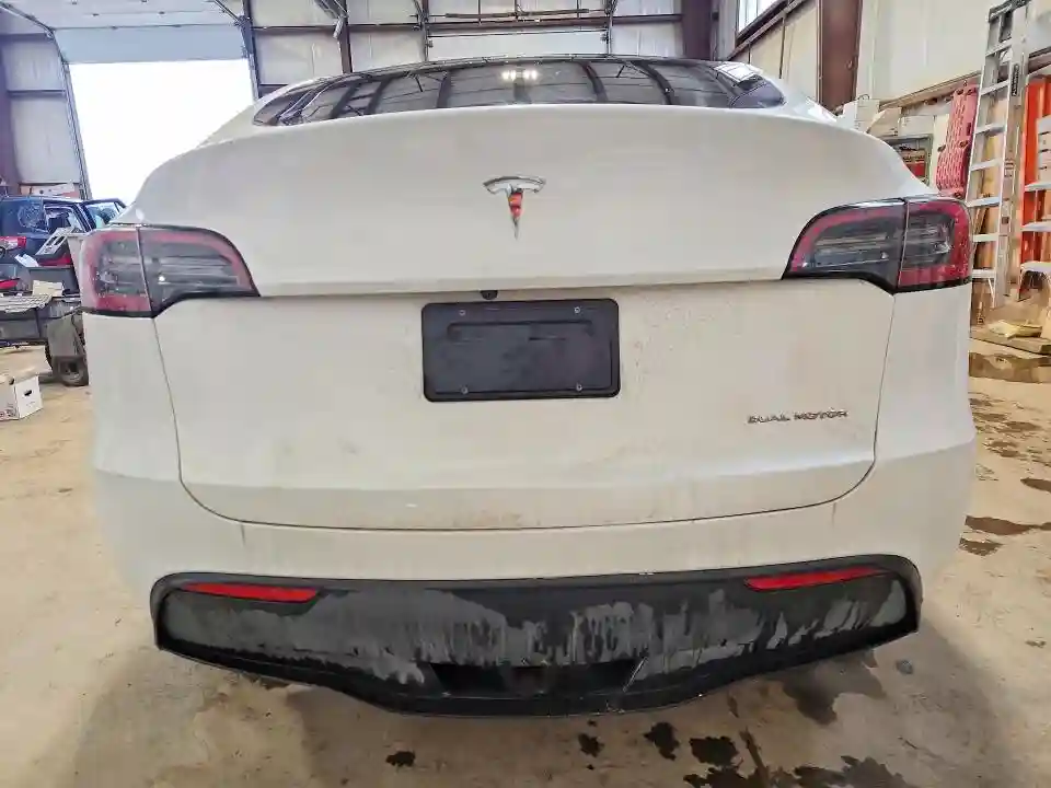 7SAYGAEE6PF762837 2023 TESLA MODEL Y-5