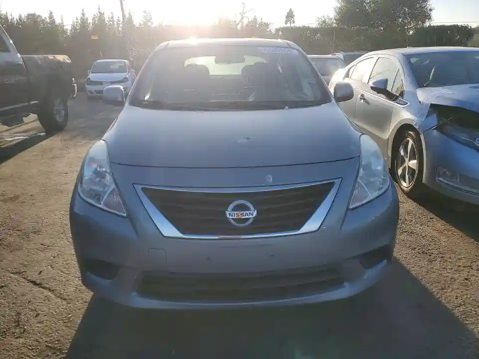 3N1CN7AP1EL863101 2014 NISSAN VERSA-4