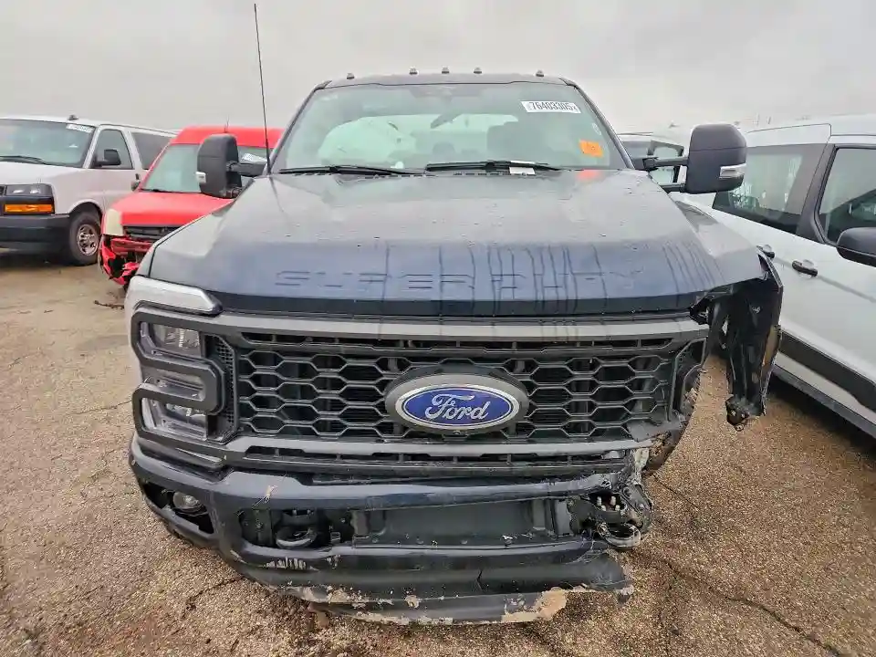 1FT8W2BA1REF43702 2024 FORD F250-4
